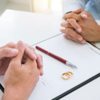 Morristown divorce lawyers provide compassionate and skilled counsel during divorce proceedings.