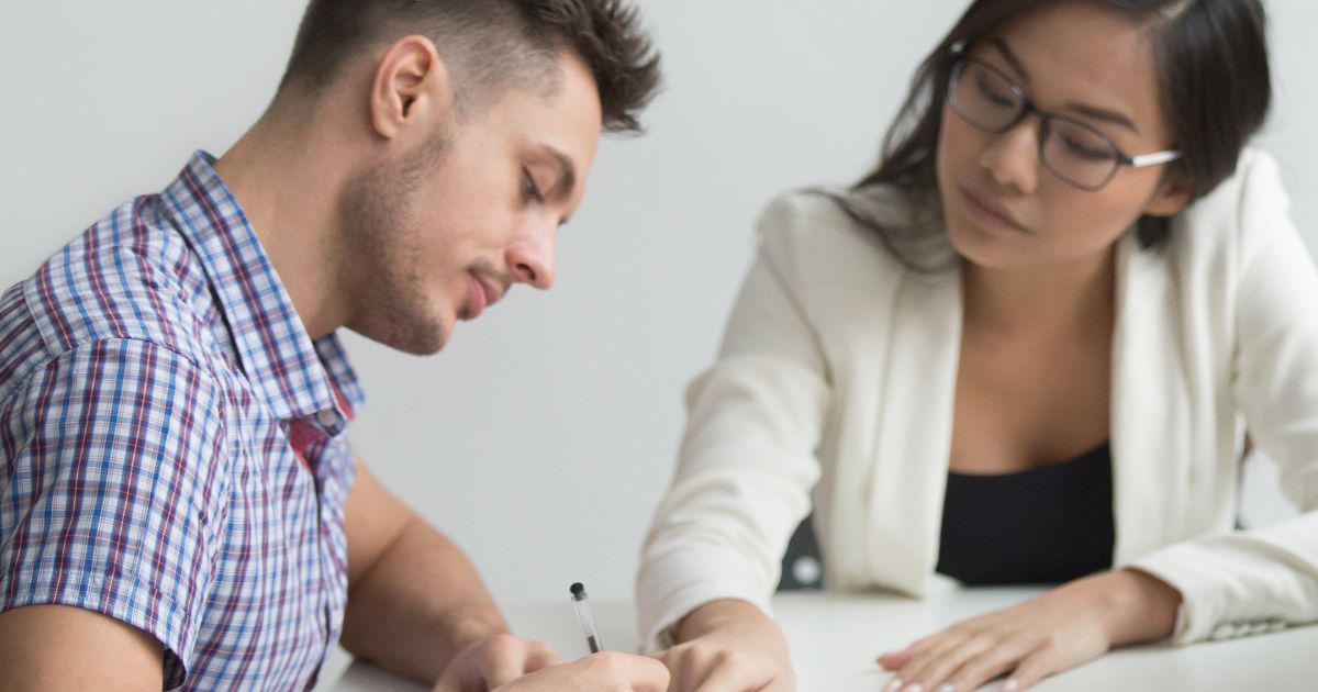 hire a divorce lawyer